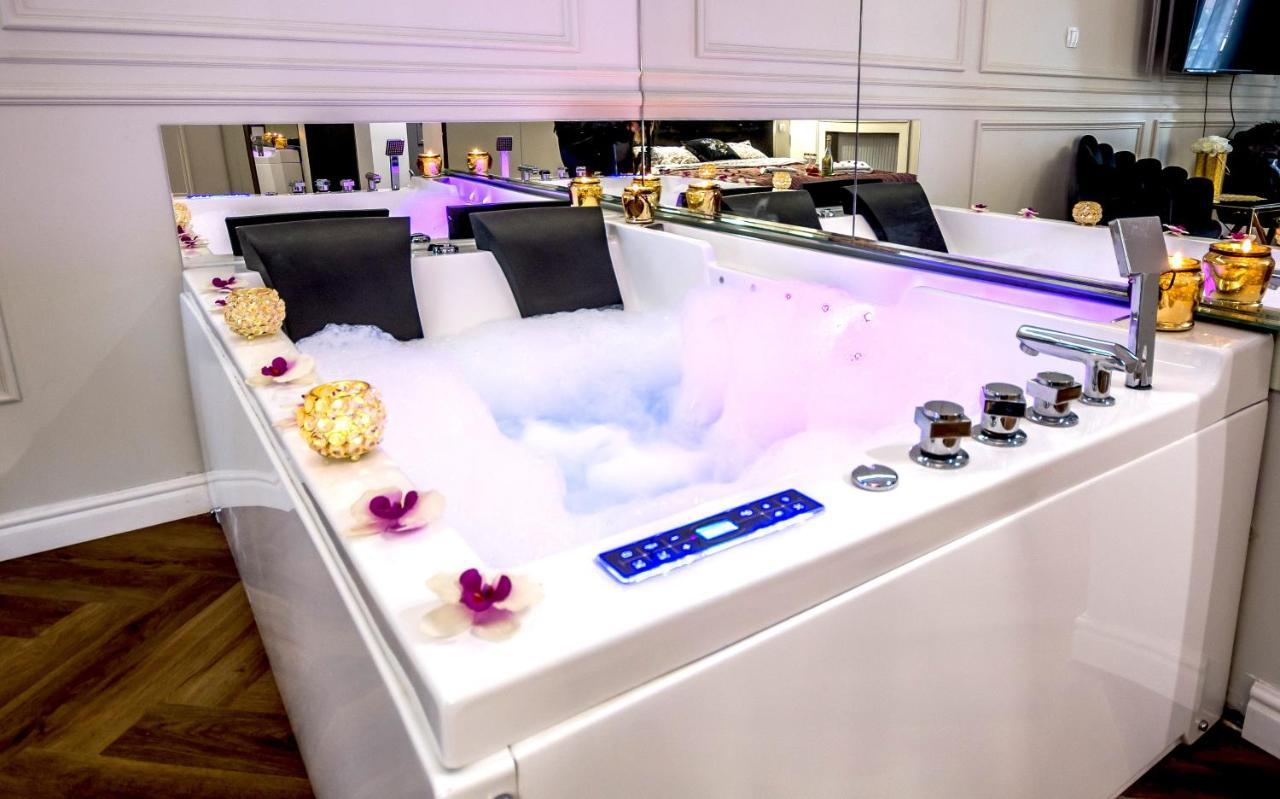 Luxury Jacuzzi Apartment Krakow Exterior photo